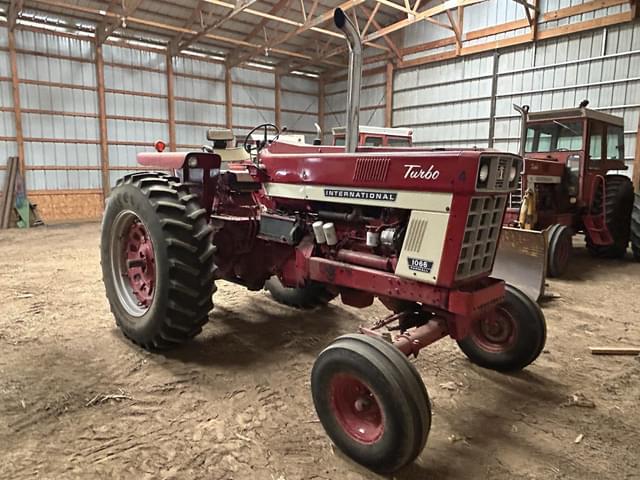 Image of International Harvester 1066 equipment image 3