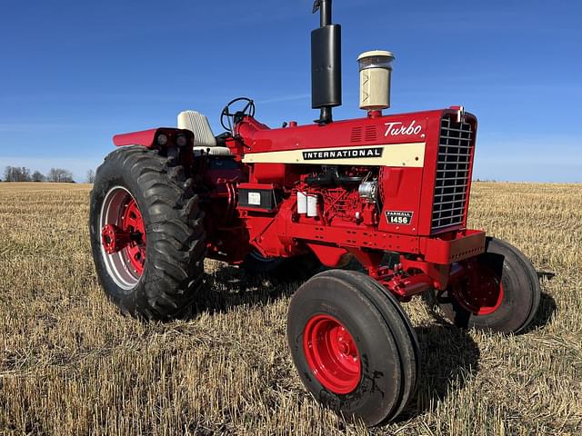 Image of International Harvester 1456 equipment image 1