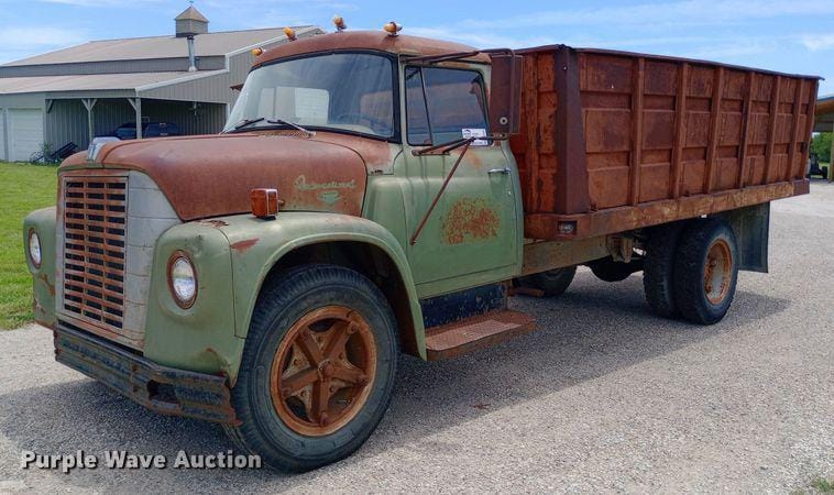 Main image International 1600