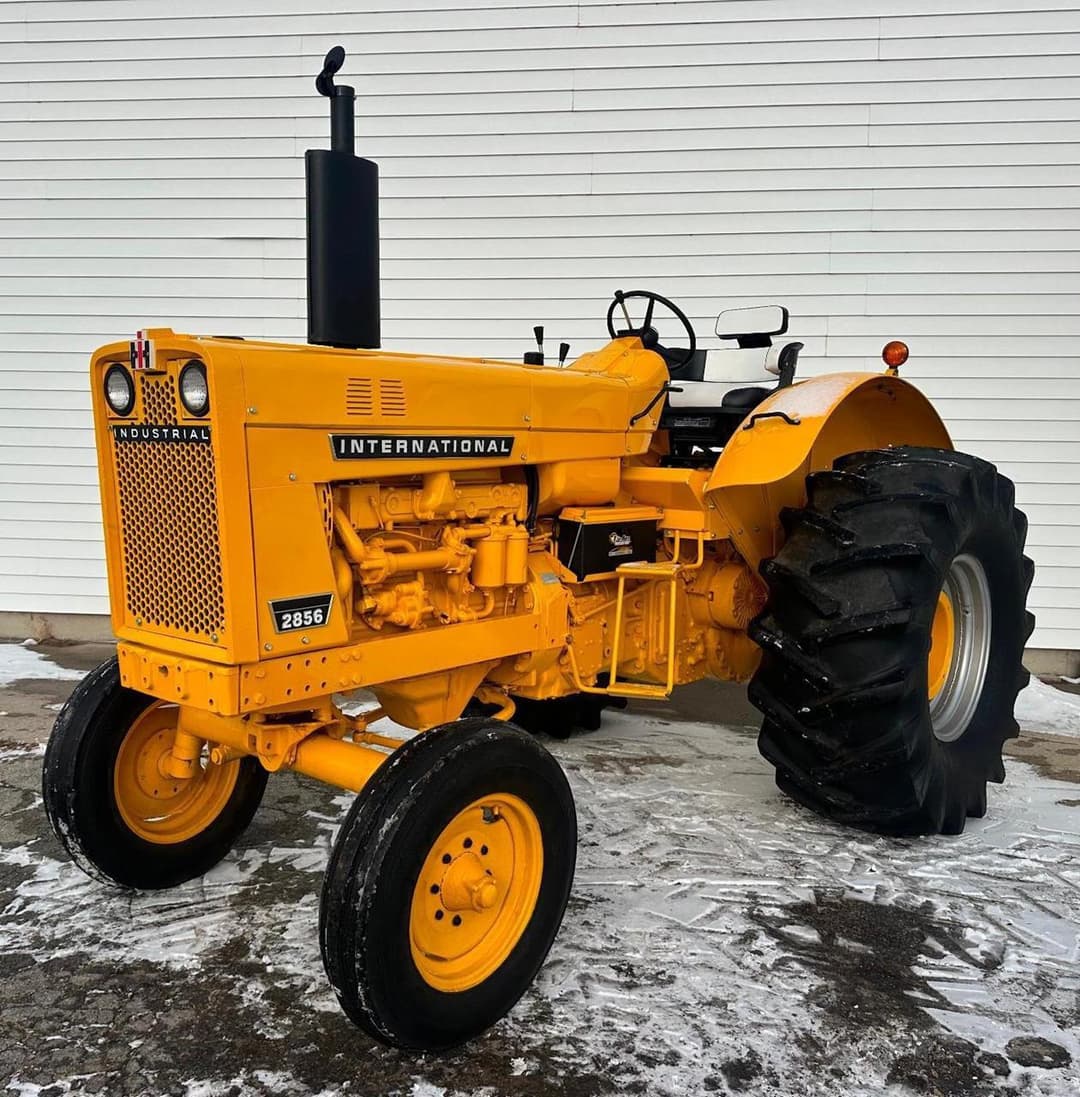 Image of International Harvester 2856 Primary image