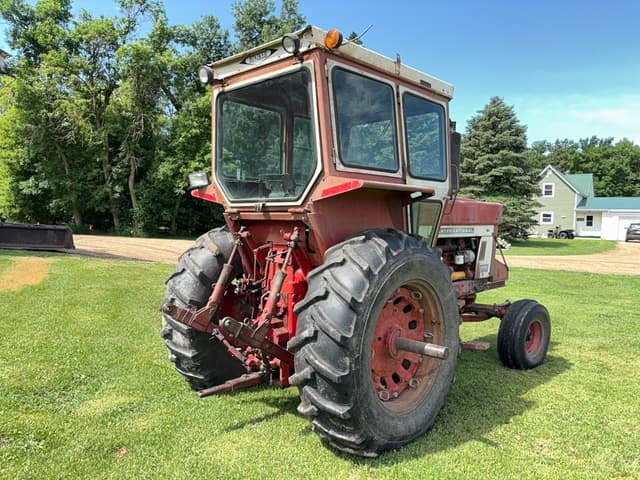Image of International Harvester 966 equipment image 4
