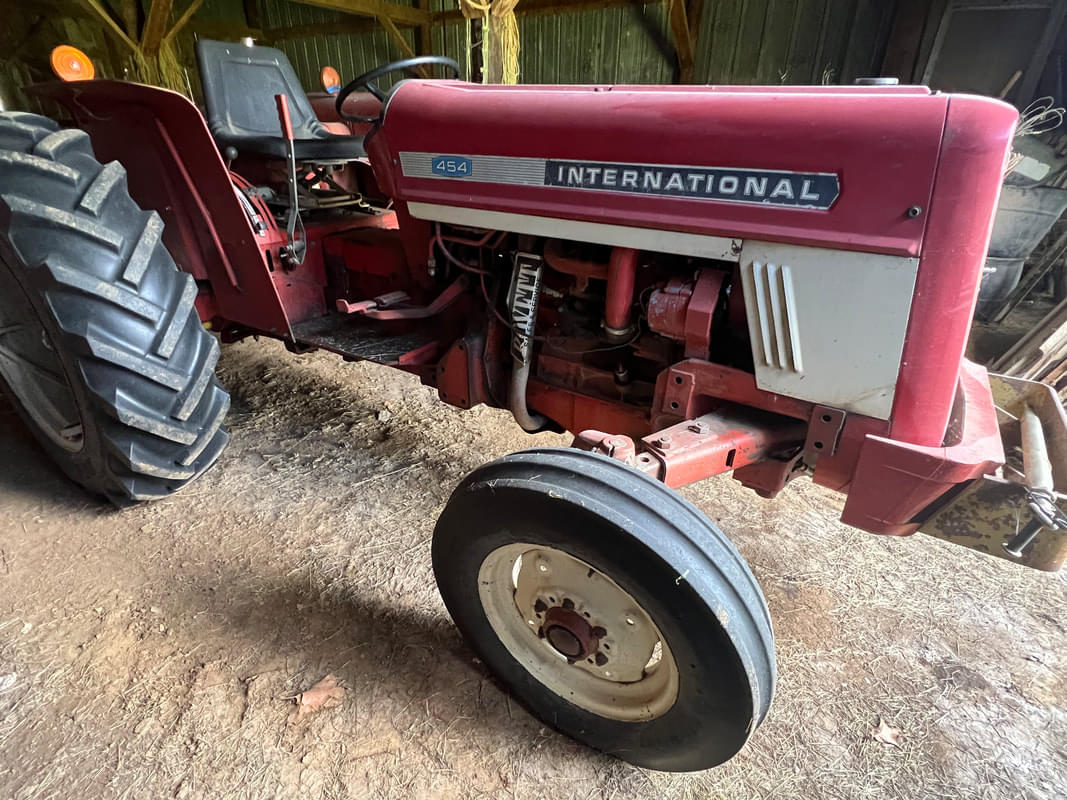 Image of International Harvester 454 Primary image