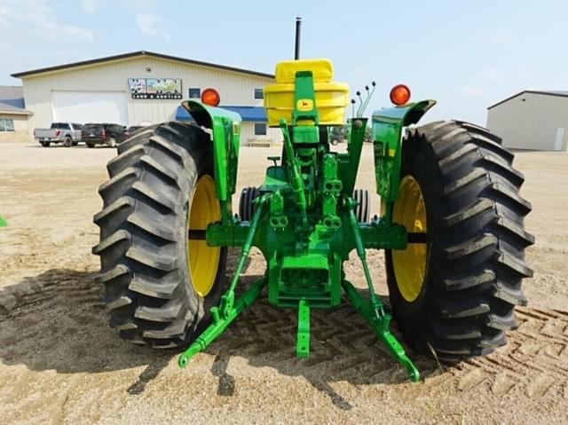 Image of John Deere 4000 equipment image 4