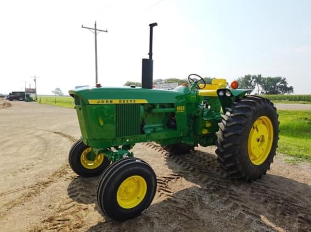 Image of John Deere 4000 equipment image 2