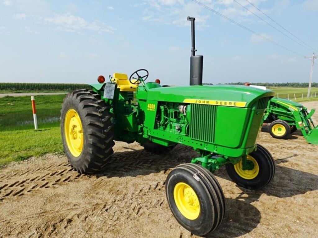 Image of John Deere 4000 Primary image
