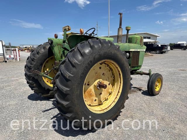 Image of John Deere 4020 equipment image 4