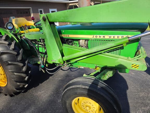 Image of John Deere 1020 equipment image 2