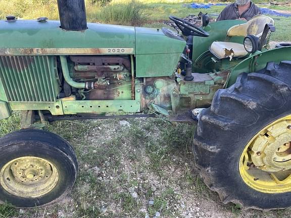 Image of John Deere 2020 equipment image 4