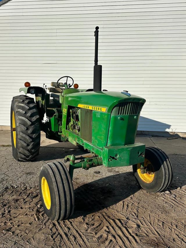 Image of John Deere 4020 equipment image 1