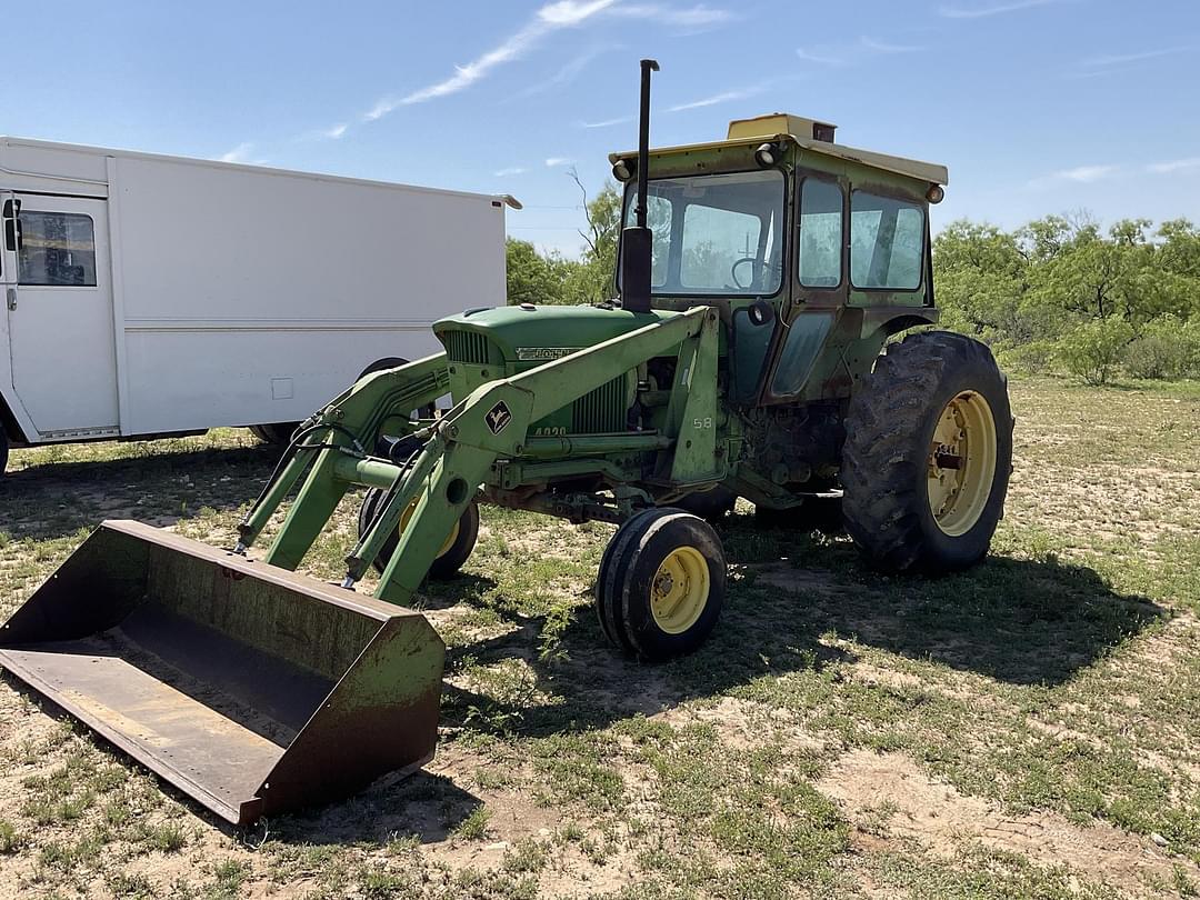 Image of John Deere 4020 Primary image