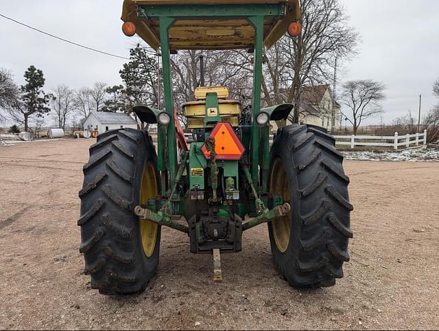 Image of John Deere 4020 equipment image 4