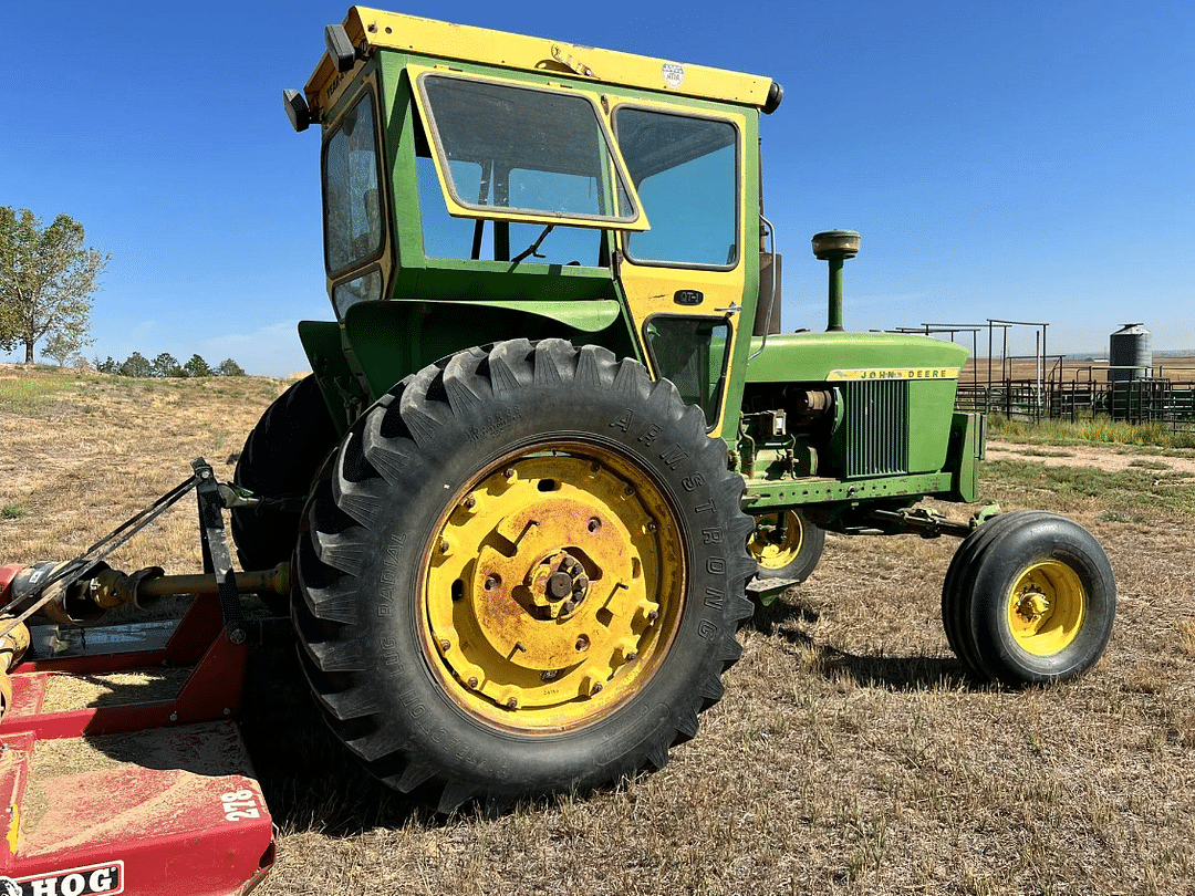 Image of John Deere 4020 Image 1