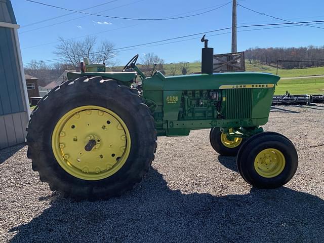 Image of John Deere 4020 equipment image 2