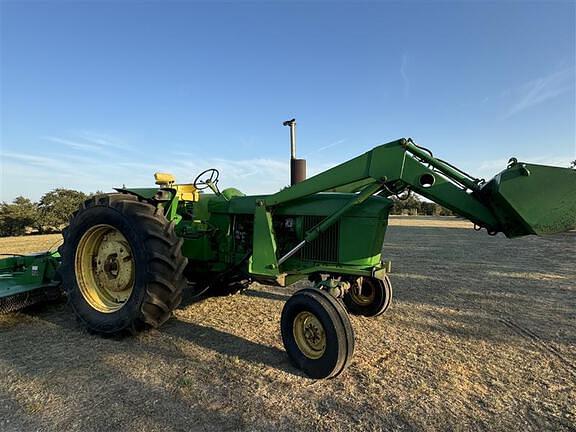 Image of John Deere 4020 equipment image 3