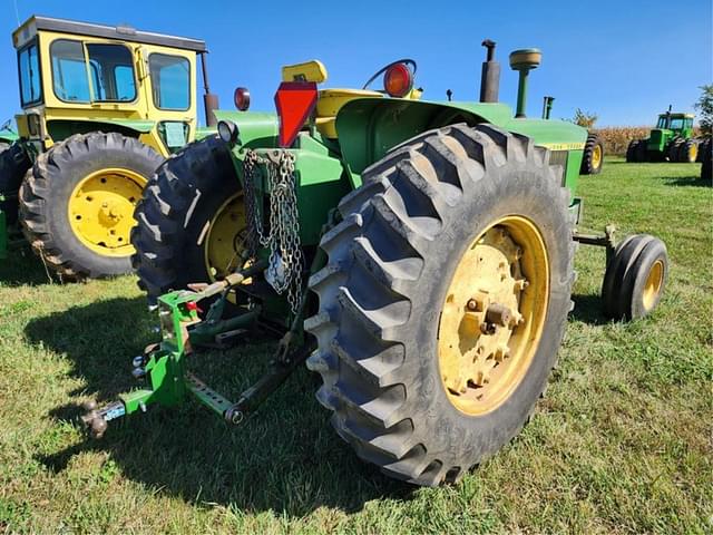Image of John Deere 4020 equipment image 4