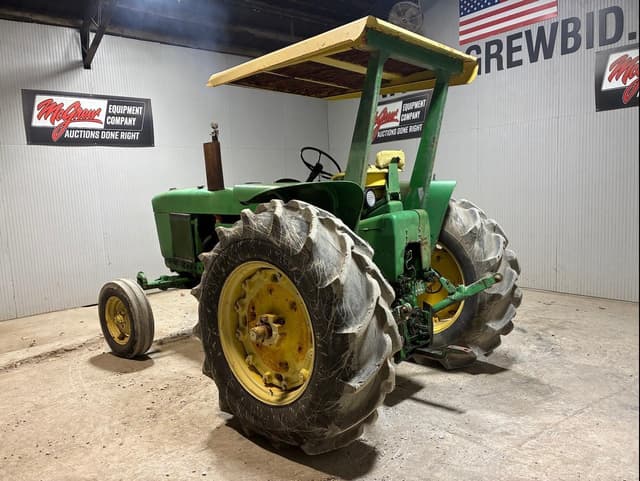 Image of John Deere 4020 equipment image 2