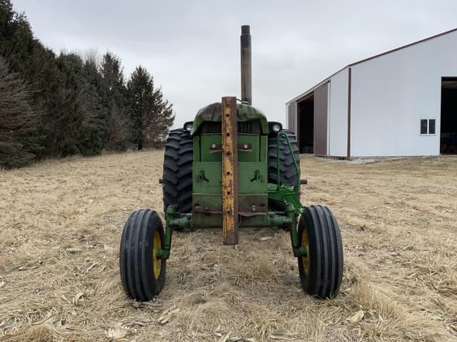 Image of John Deere 4320 equipment image 3
