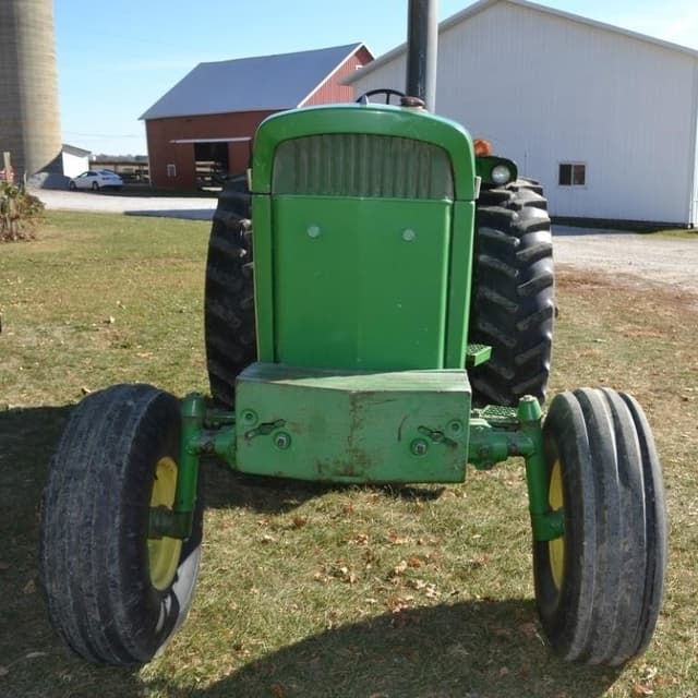 Image of John Deere 4320 equipment image 1