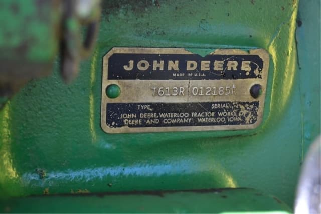 Image of John Deere 4320 equipment image 3