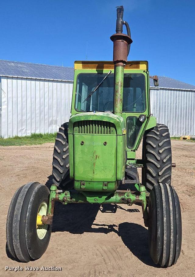 Image of John Deere 4320 equipment image 1