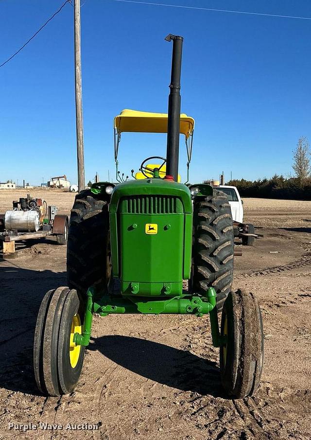 Image of John Deere 4320 equipment image 1