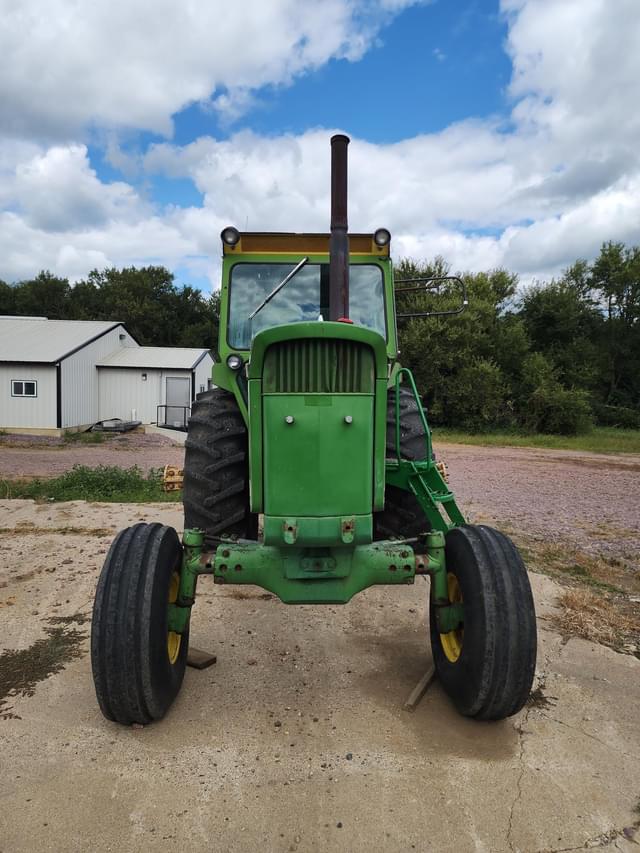 Image of John Deere 4620 equipment image 1
