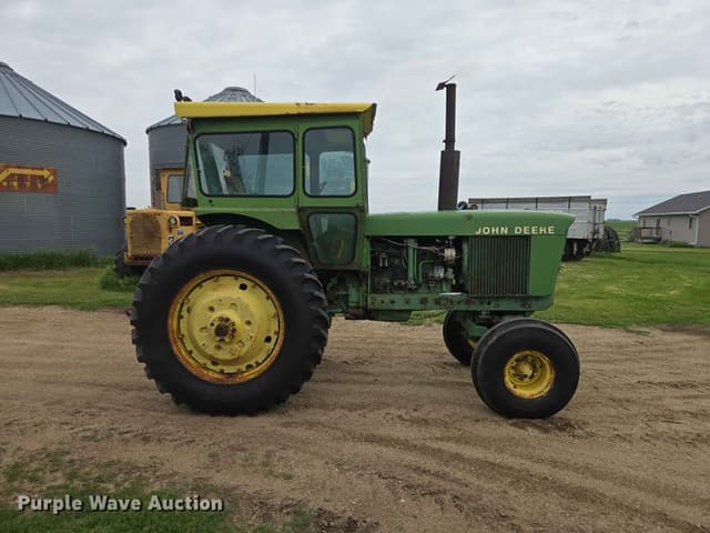 Image of John Deere 4620 equipment image 3