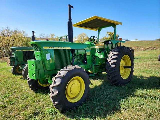 Image of John Deere 4620 equipment image 1