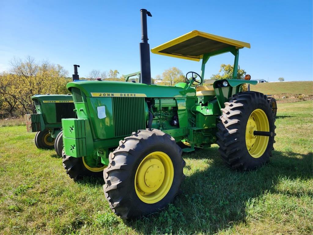 Image of John Deere 4620 Primary image