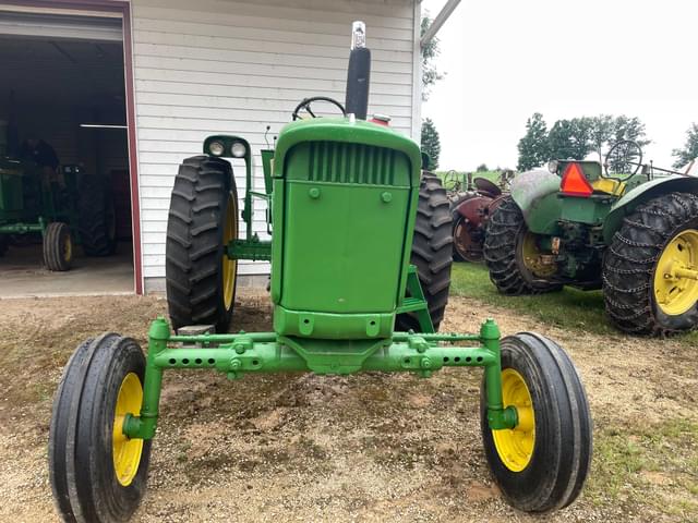 Image of John Deere 3020 equipment image 2