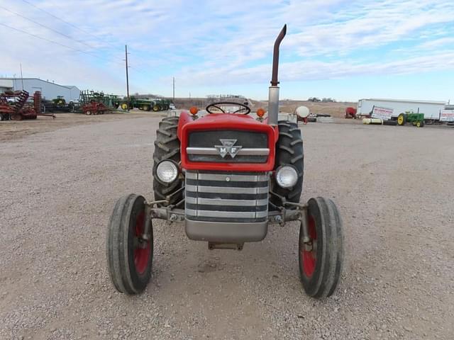 Image of Massey Ferguson 135 equipment image 2