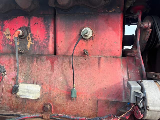 Image of Minneapolis-Moline A4T-1600 equipment image 4