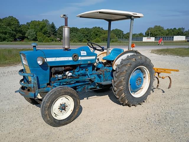 Image of Ford 3000 equipment image 1