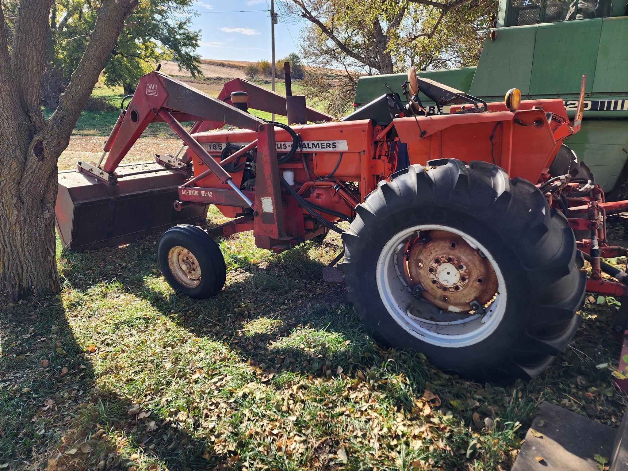 Main image Allis Chalmers 185