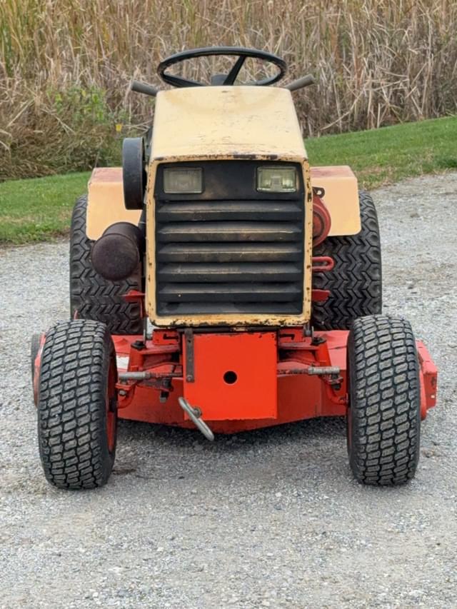 Image of Case 220 equipment image 1