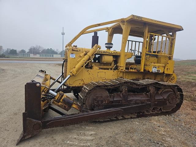 Image of Caterpillar D6C equipment image 2