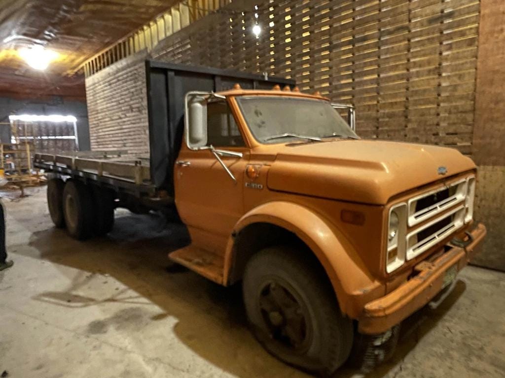 Main image Chevrolet C60