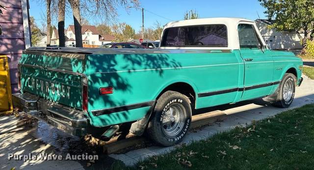 Image of Chevrolet C10 equipment image 4