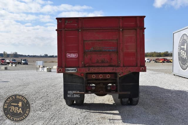 Image of Chevrolet C60 equipment image 4