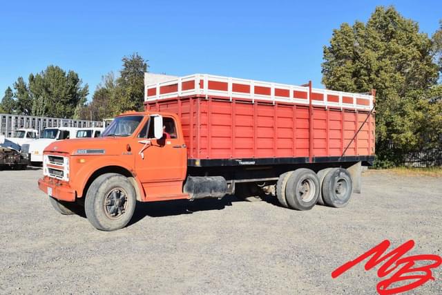 Image of Chevrolet C60 equipment image 1