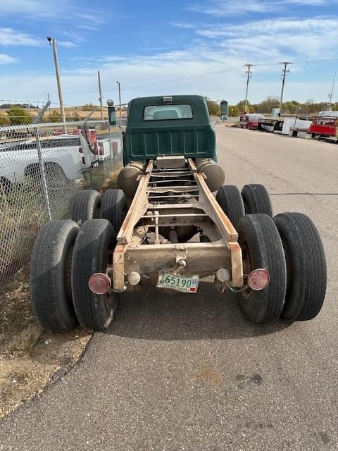 Image of Chevrolet C60 equipment image 4