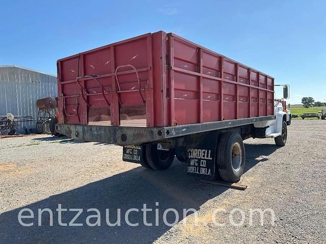 Image of Chevrolet C50 equipment image 4