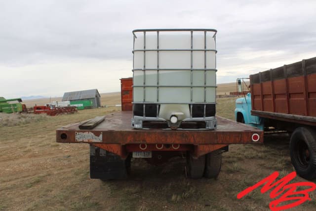 Image of Chevrolet C60 equipment image 3