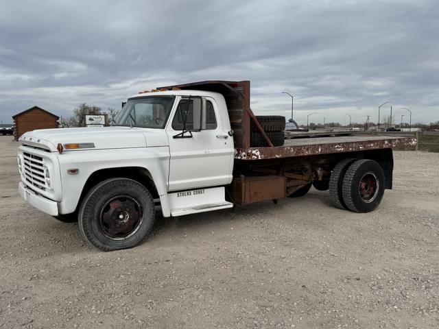 Image of Ford F-600 equipment image 1