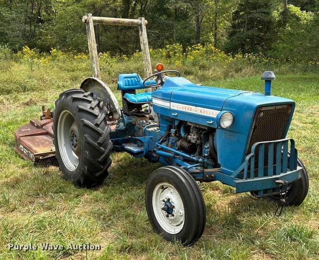 Image of Ford 2000 equipment image 2