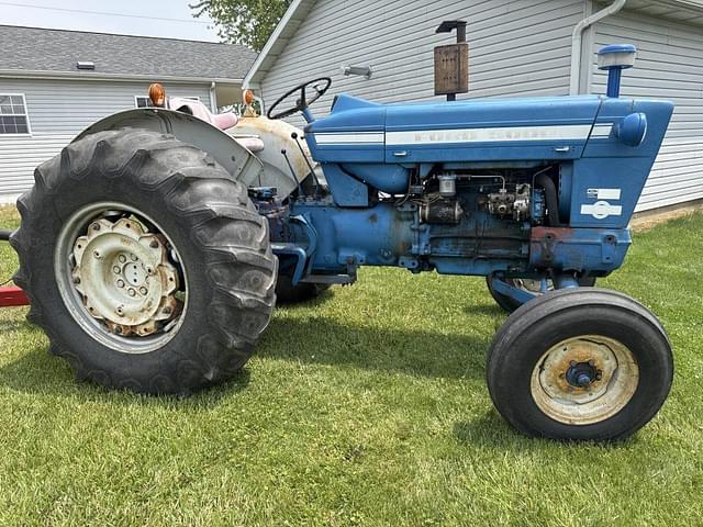 Image of Ford 5000 equipment image 2