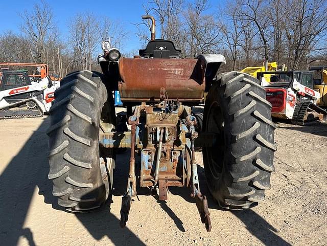 Image of Ford 8000 equipment image 3