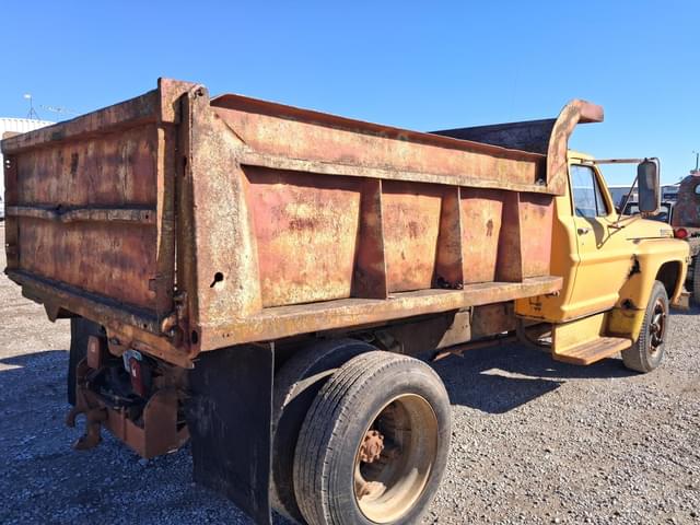 Image of Ford F-600 equipment image 1