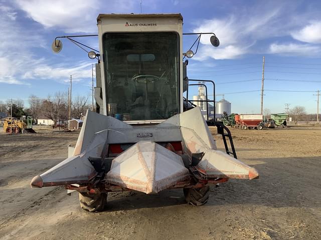 Image of Gleaner K equipment image 1