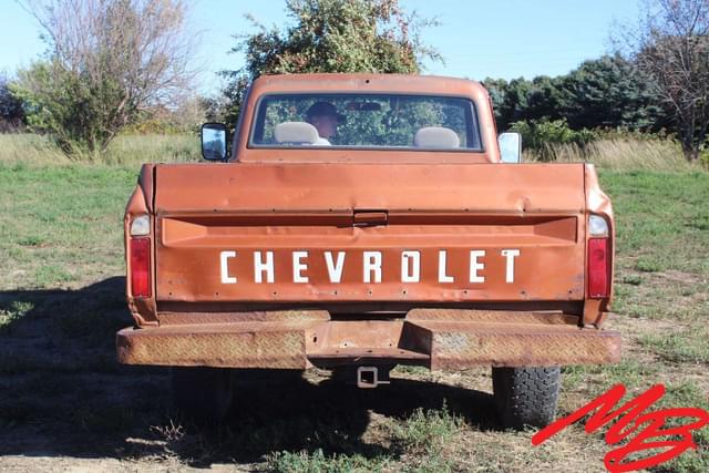 Image of GMC 1500 equipment image 4